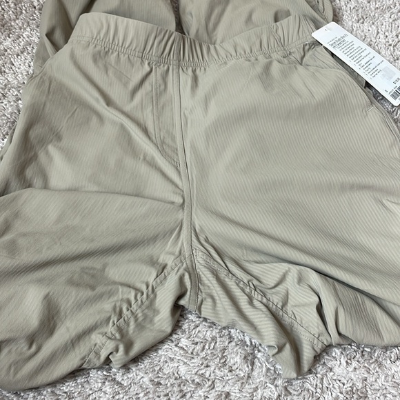 Lululemon Dance Studio Slim-Fit High-Rise Flared Pant - Picture 13 of 14